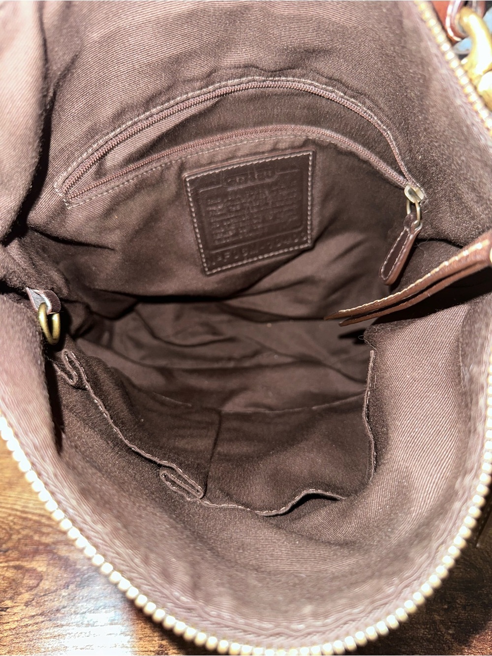 2006 Coach Signature Canvas Ergo Bag - Picture 15 of 16